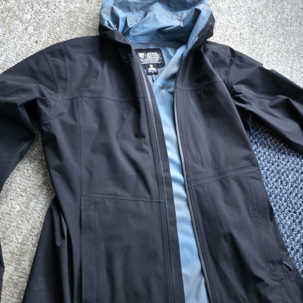 KUHL Black and Blue Raincoat NEW